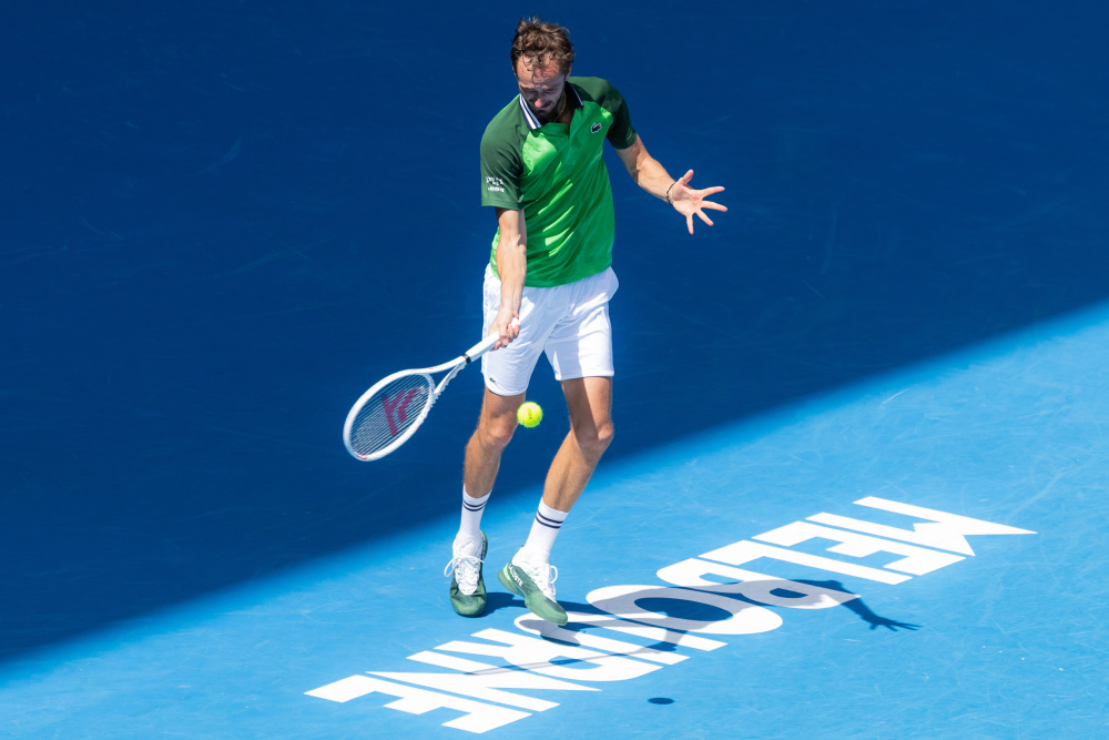 澳网险胜ATP总决赛，梅德韦杰夫刷新纪录的简单介绍