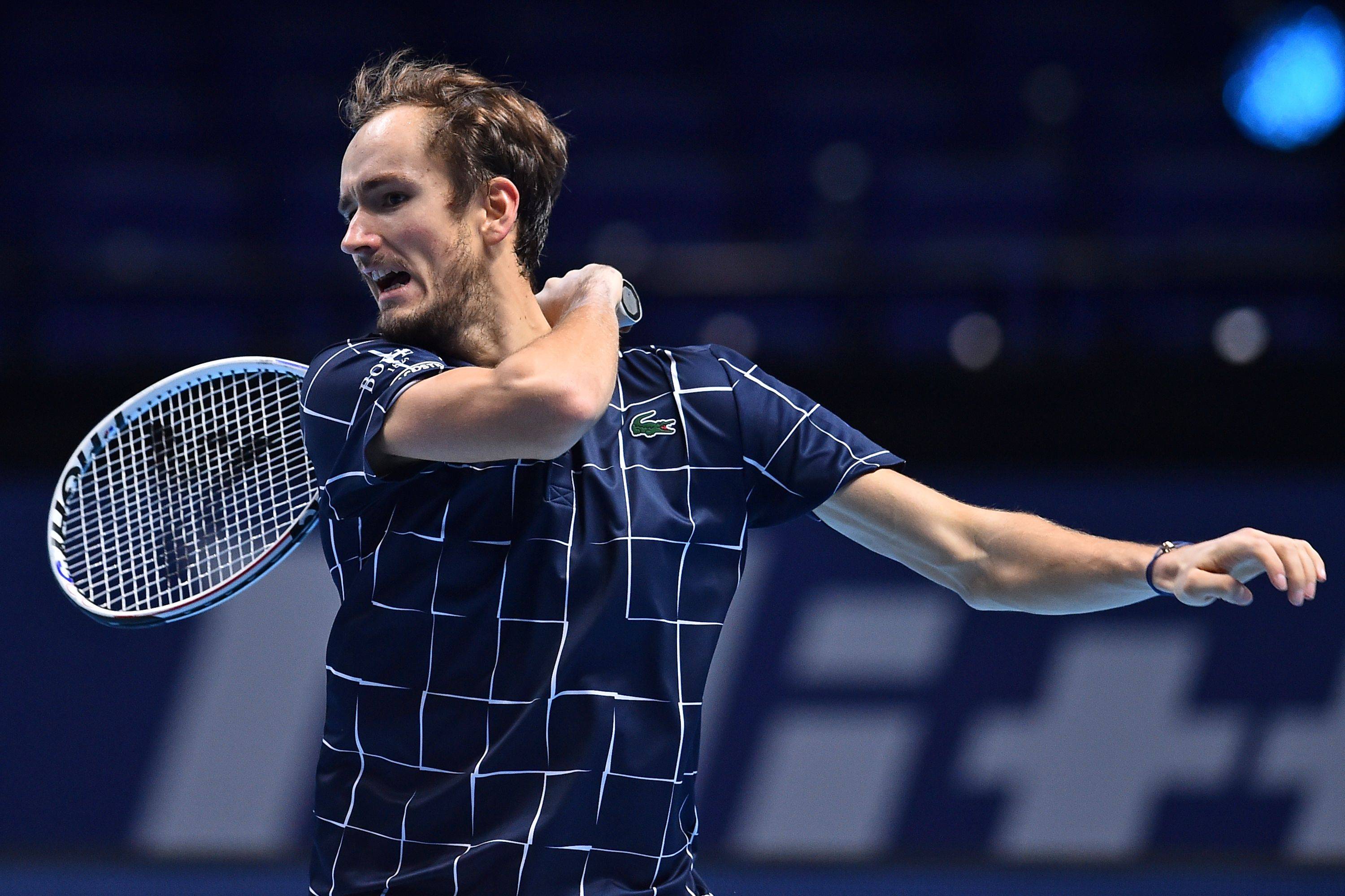 雷火电竞主播-年终总决赛力克ATP总决赛，梅德韦杰夫统治全场
