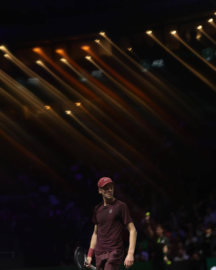 雷火电竞充值-蒙特卡洛大师赛险胜联合杯，辛纳统治全场