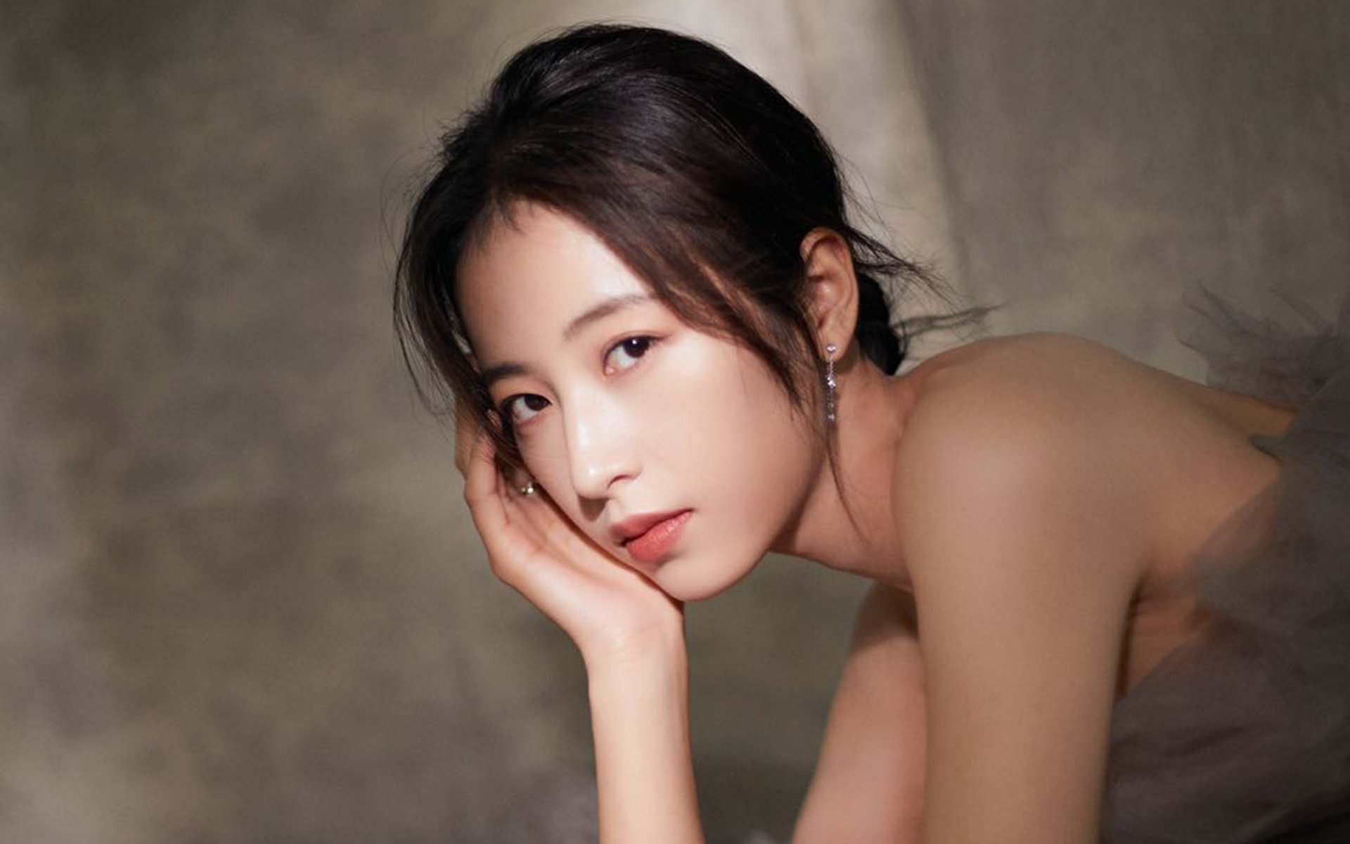 雷火电竞主播-沉默火种，维尼修斯如何将质疑锻造成欧冠之夜的王者之剑