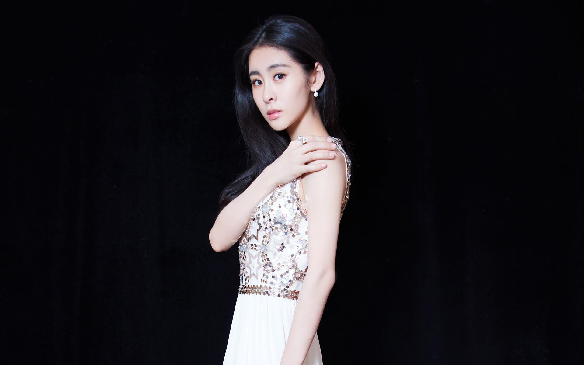 三波狂潮淹没撕裂之城！拉梅洛导演猛龙逆袭，化身末节关键先生