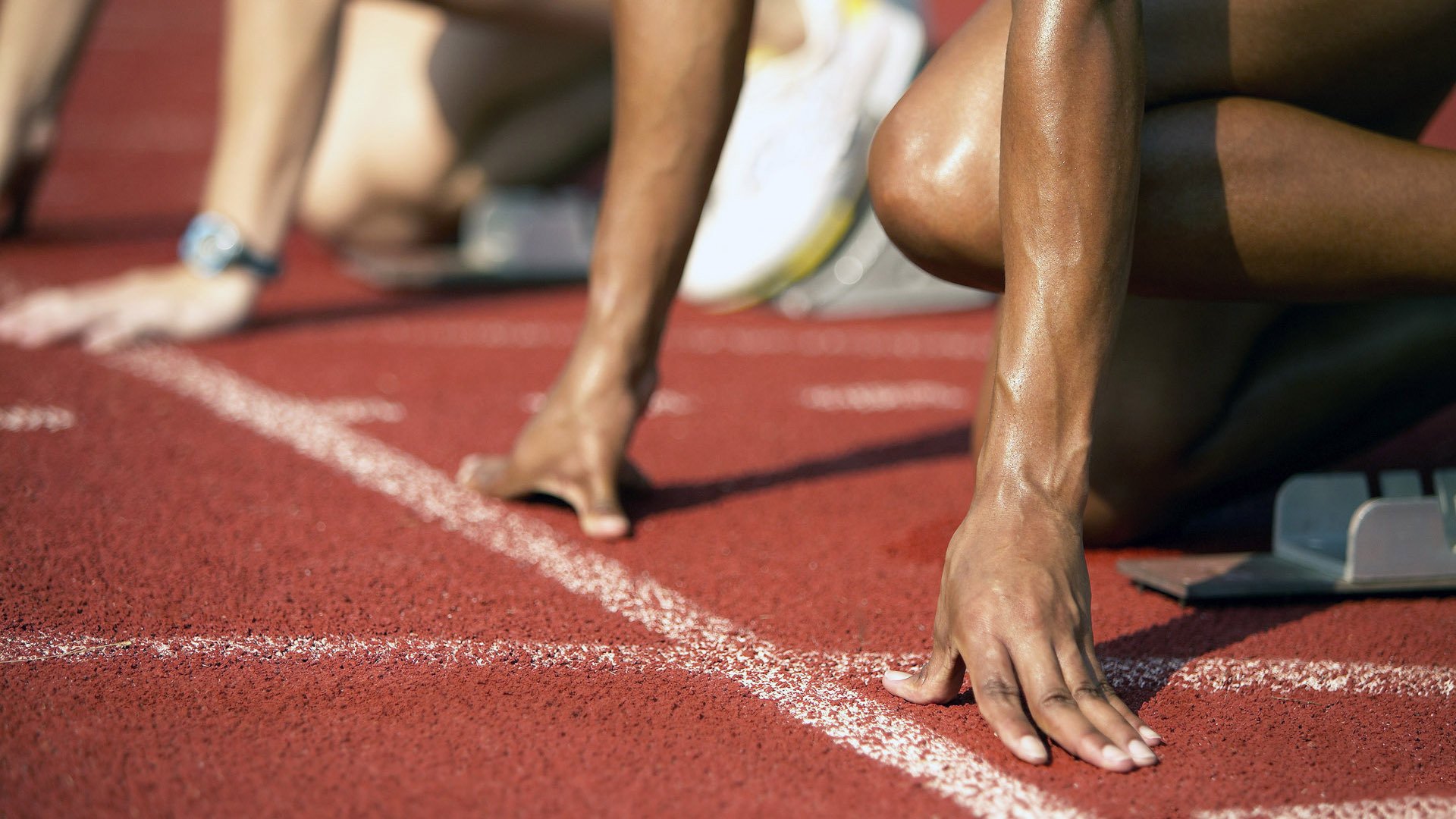 雷火电竞入驻-库里的信号，勇士终结灰熊之夜，北京队隔空收获季后赛启示录