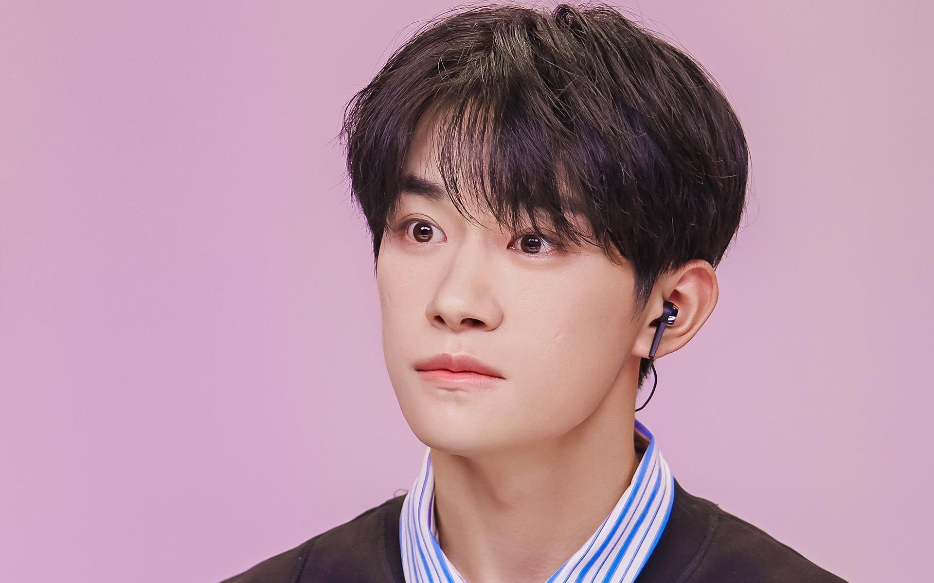 雷火电竞入驻-守护者的丰碑，里昂女足欧冠加冕与卡塞米罗的钢铁纪录