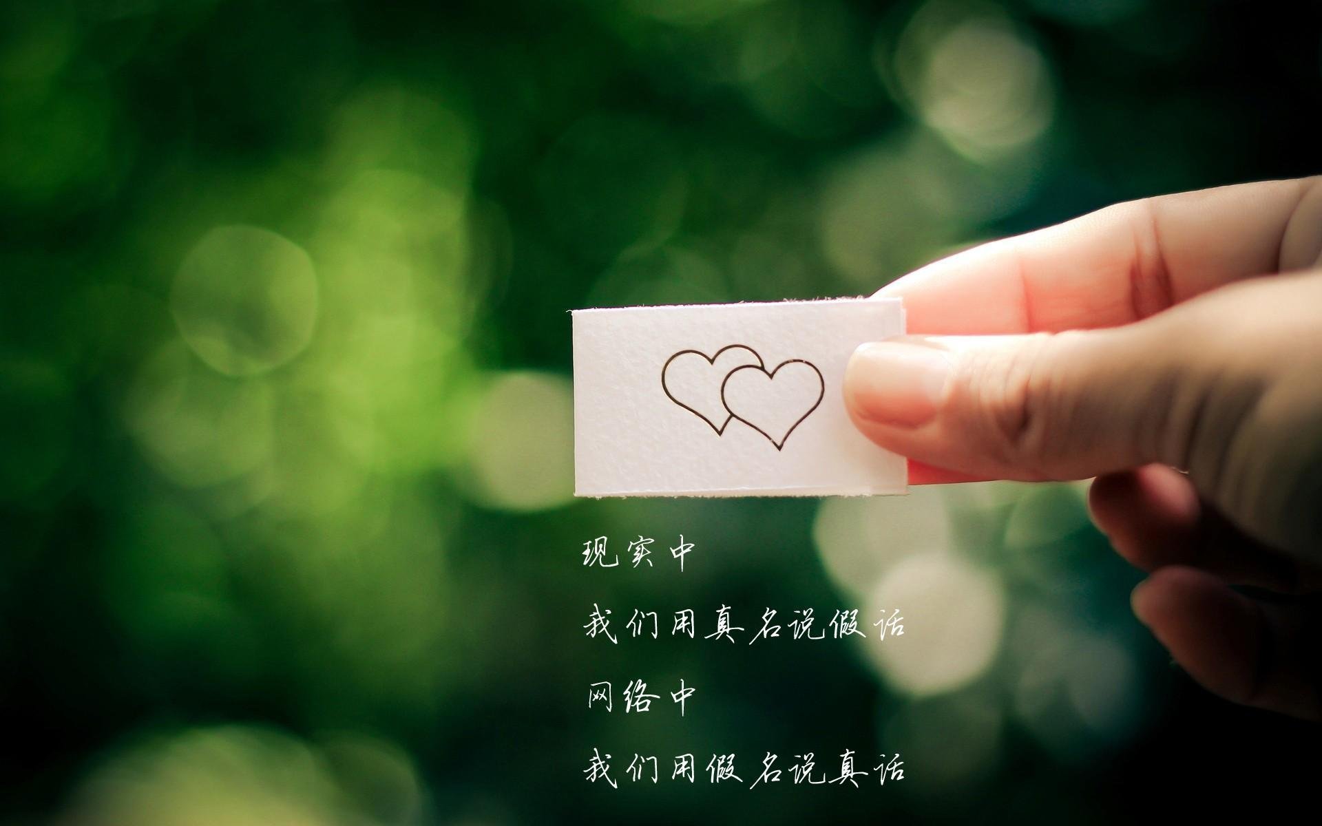首先，让我们为这个独一无二的场景构思一个文章标题